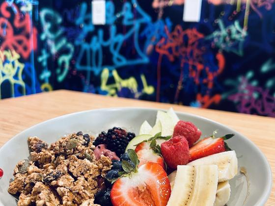 Granola bowl